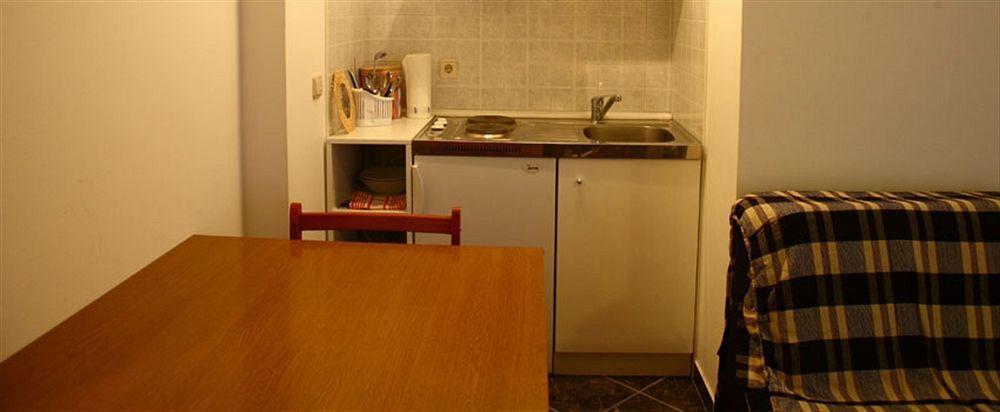 קאבטאט Apartmani Dub מראה חיצוני תמונה
