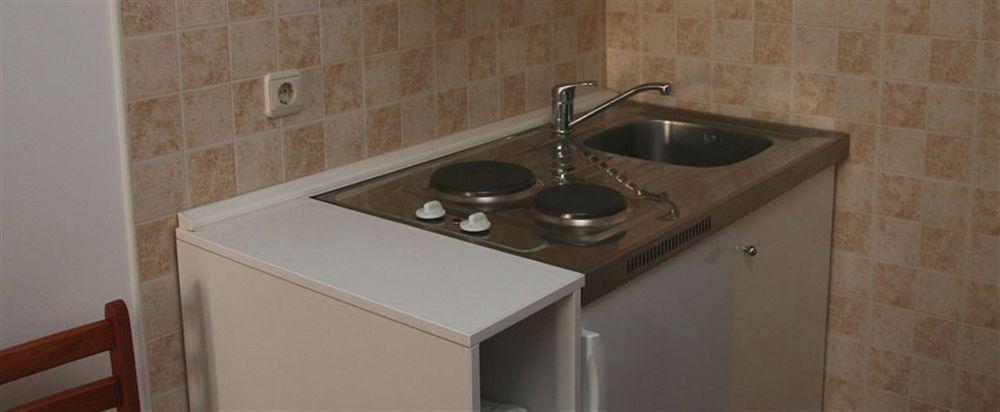 קאבטאט Apartmani Dub מראה חיצוני תמונה